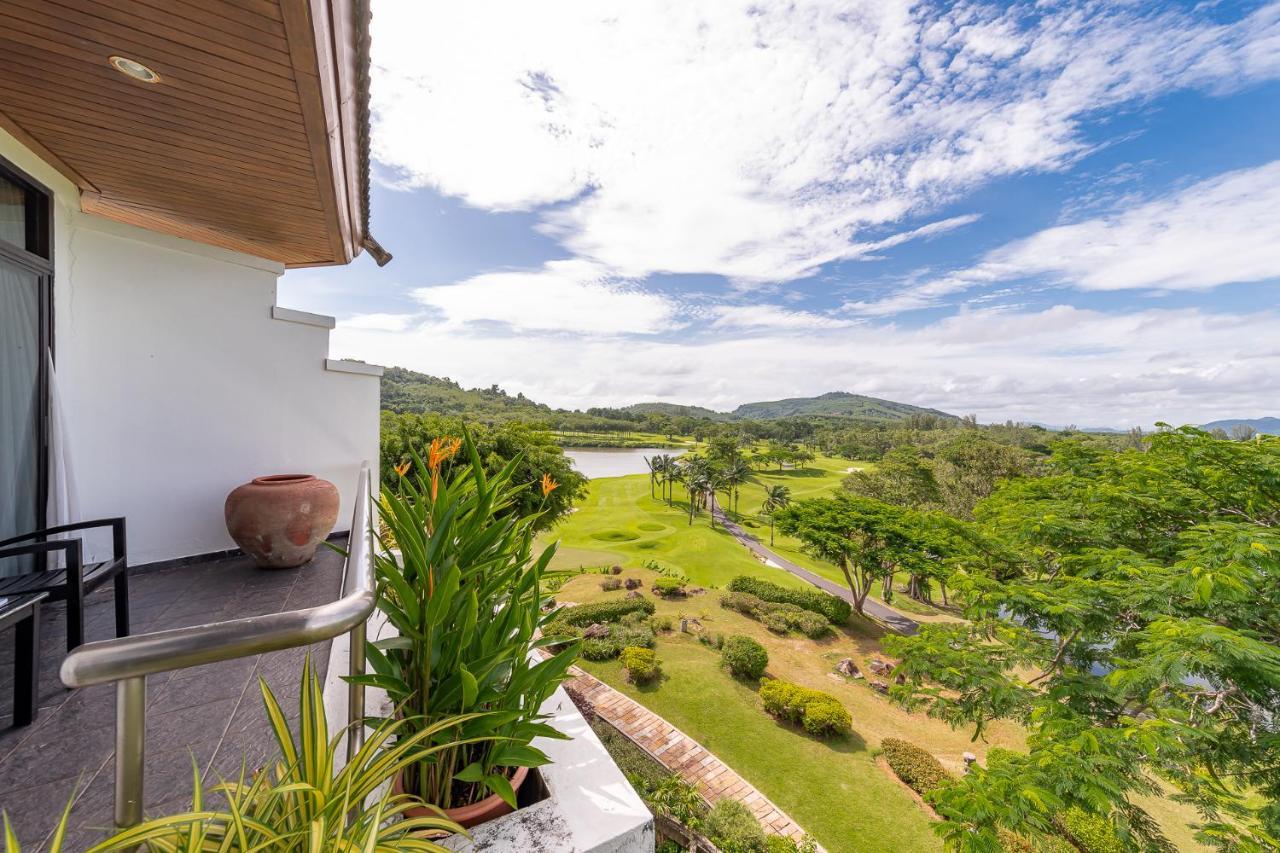 Blue Canyon Country Club Mai Khao Buitenkant foto